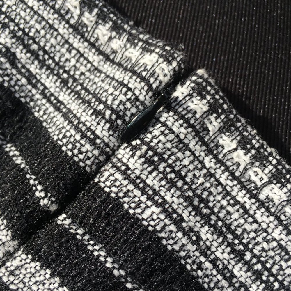 🖤 LOFT SKIRT - Picture 4 of 6